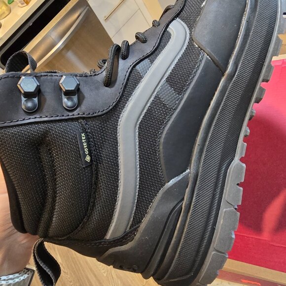 Vans UltraRange UltraCush Hi MTE Gore-Tex x Bryan Iguchi BLACK SIZE 9 NEW - Picture 12 of 15